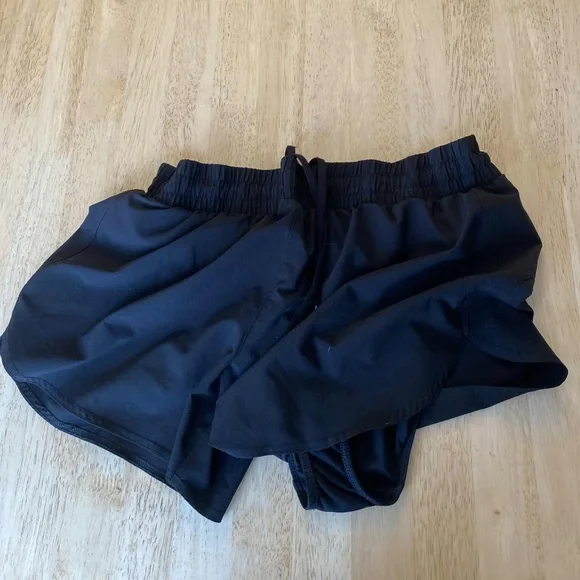 Running short small - Picture 3 of 3